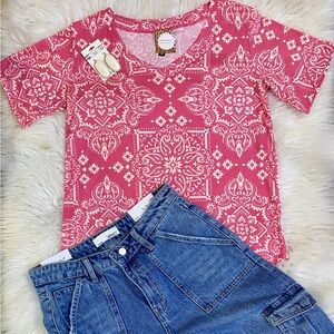 BRAND NEW WITH TAGS Pink Rodeo Bandit V Neck Top
